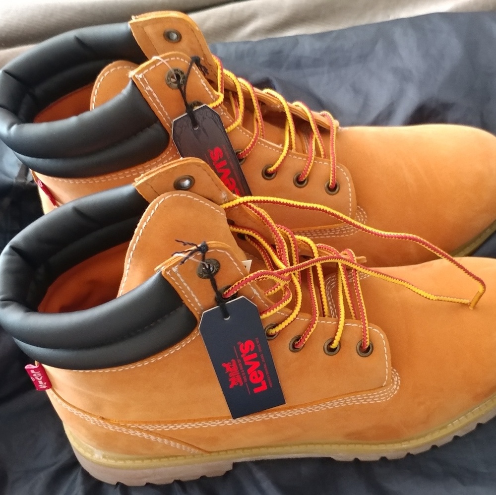 LEVI BOOTS. Sizes 9, 12 and 13! (Price Negotiable) - Picture 4 of 7